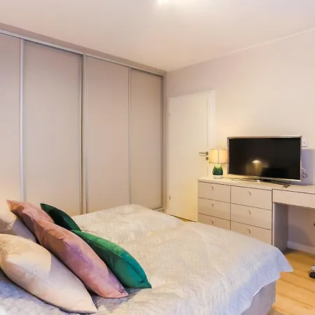 - Kwartal Rozy Wiatrow Ii