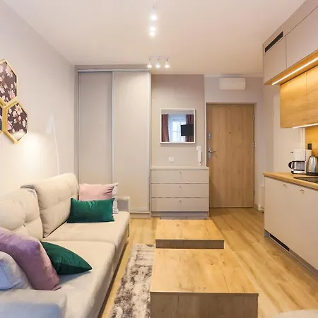 Apartamento - Kwartał Róży Wiatrów Ii *