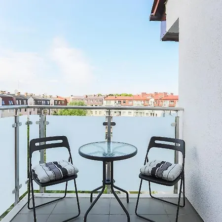 - Kwartal Rozy Wiatrow Ii 아파트 *