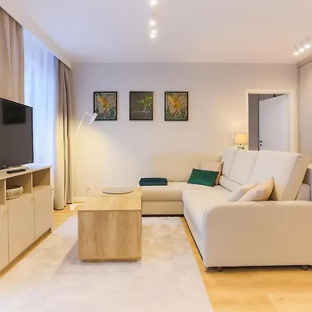 아파트 - Kwartal Rozy Wiatrow Ii 슈비노우이스쳬