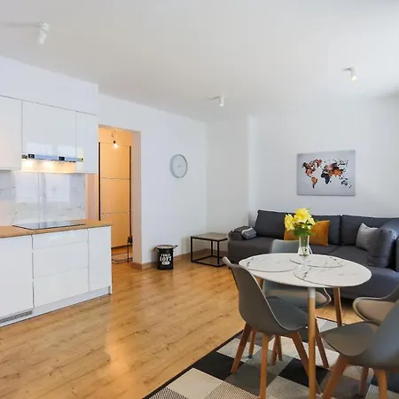 - Kwartal Rozy Wiatrow Ii