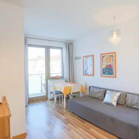 - Kwartal Rozy Wiatrow Ii *