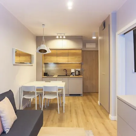 - Kwartal Rozy Wiatrow Ii 슈비노우이스쳬