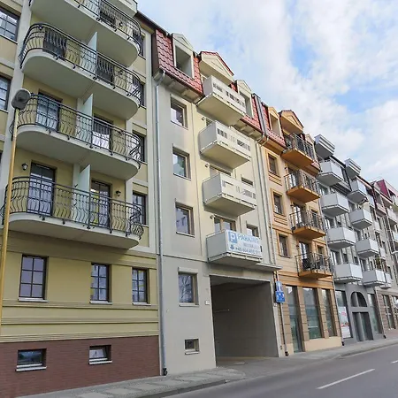 - Kwartal Rozy Wiatrow Ii * 슈비노우이스쳬