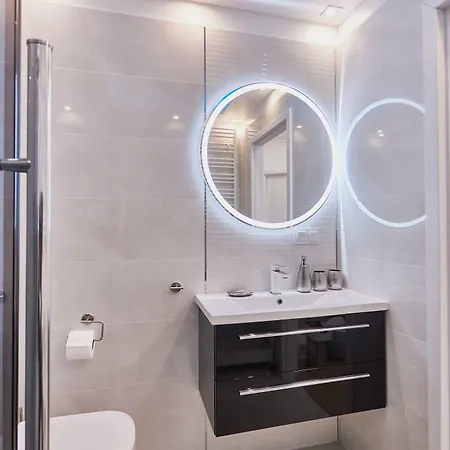 아파트 - Kwartal Rozy Wiatrow Ii 슈비노우이스쳬